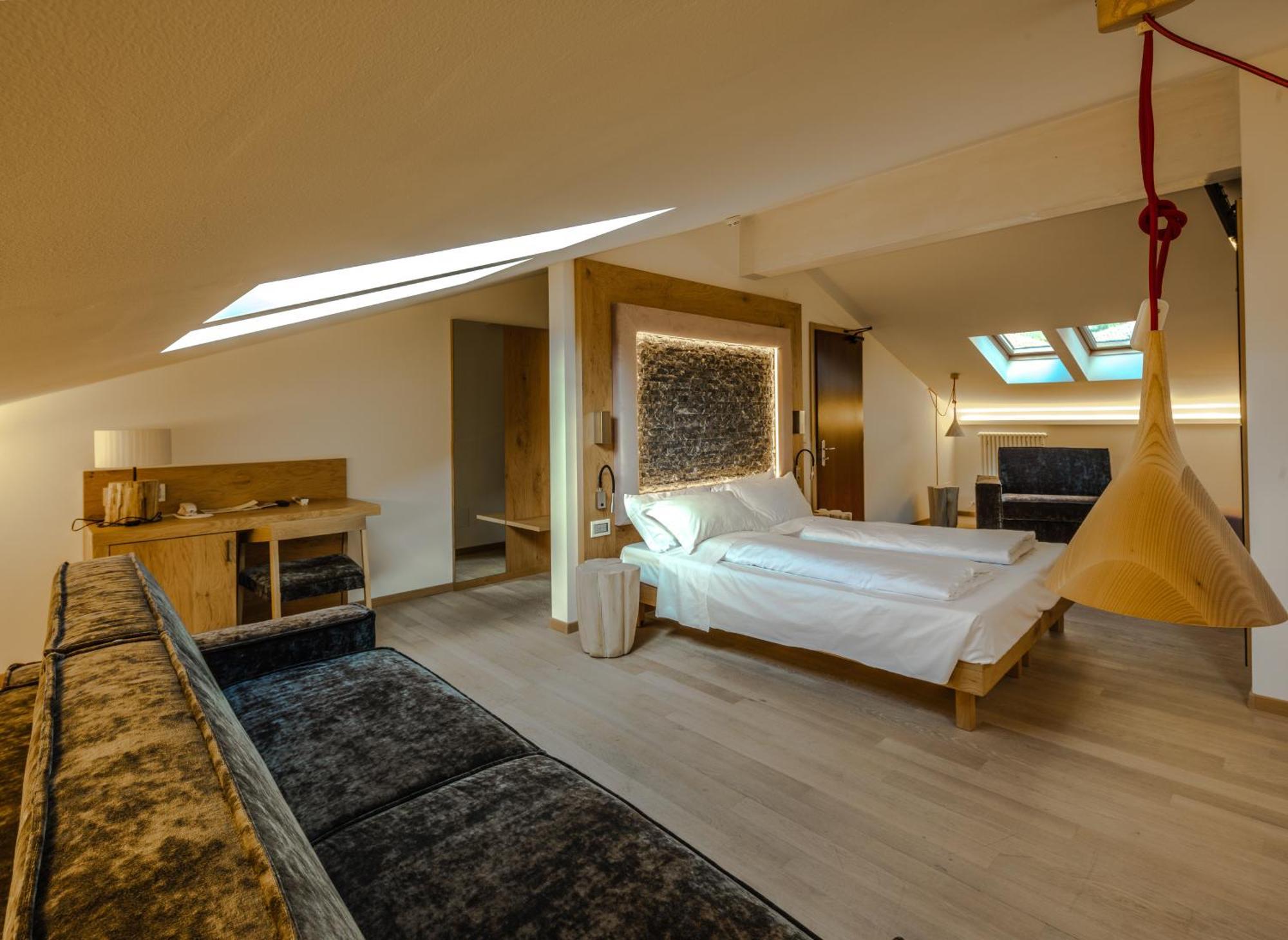 Albergo Caffe Centrale Mezzocorona Rom bilde