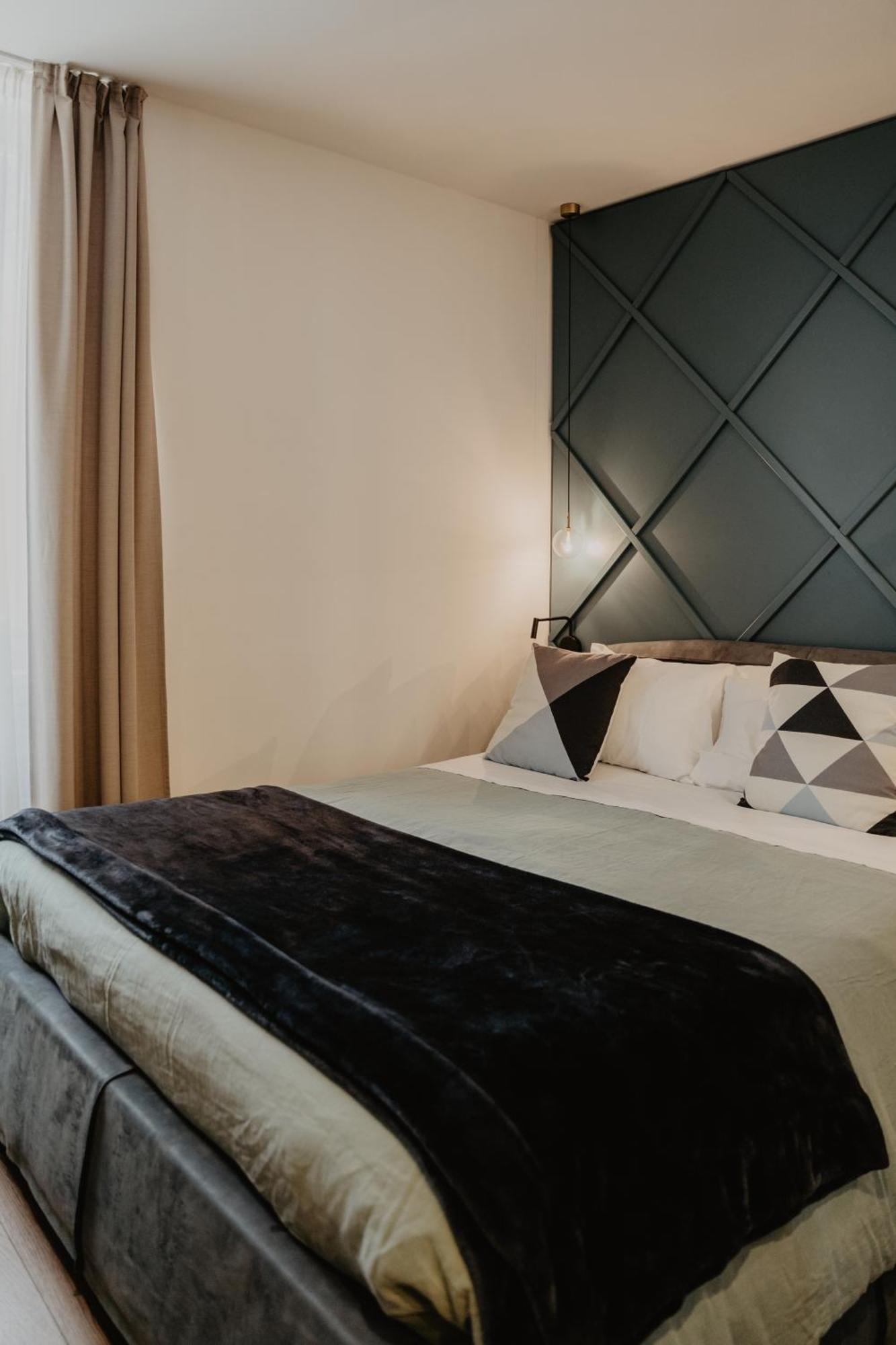 Albergo Caffe Centrale Mezzocorona Eksteriør bilde