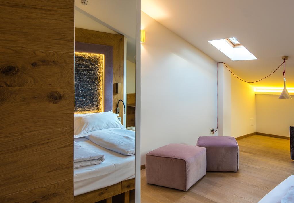 Albergo Caffe Centrale Mezzocorona Rom bilde