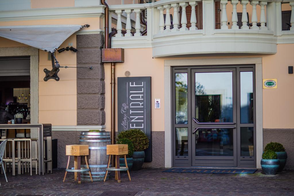 Albergo Caffe Centrale Mezzocorona Eksteriør bilde